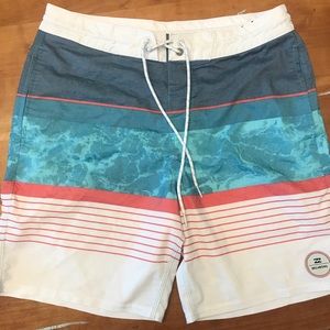 Billabong Swim Shorts Size 30